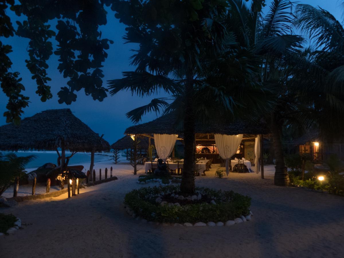 Le Zahir De L'Ile - Iranja Villa Nosy-Be Exterior foto